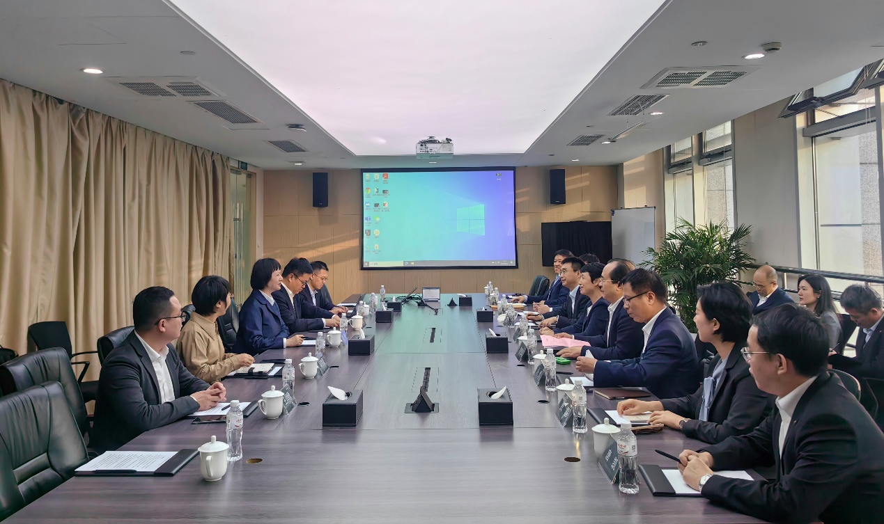 招商局集团总经理石岱与大奖国际18dj18股份洽谈合作